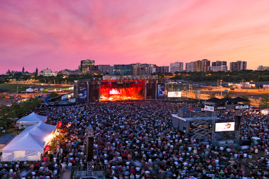 20110613133047_Ottawa-Bluesfest_mini