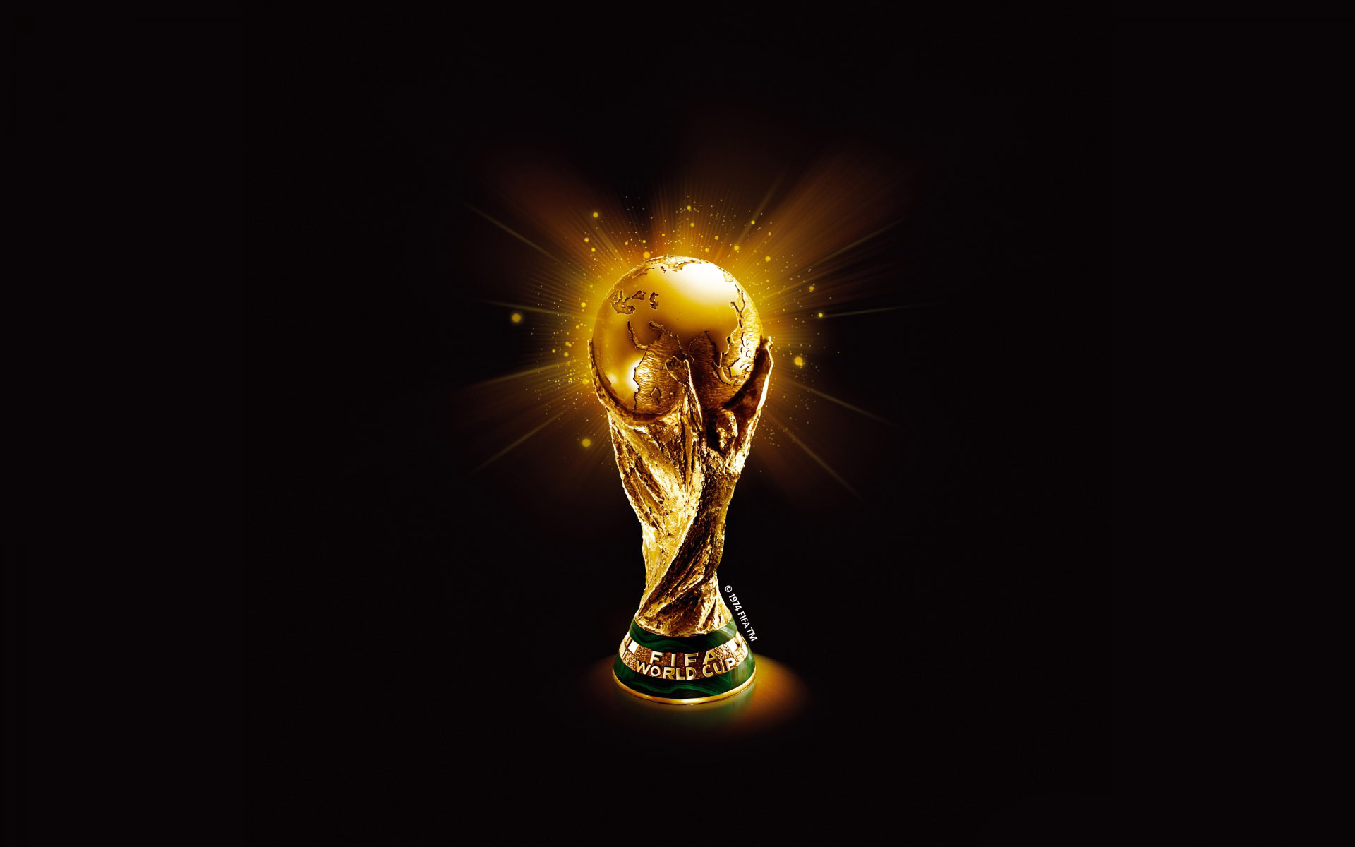 Fifa-World-Cup-2014-Trophy-Desktop-Wallpaper