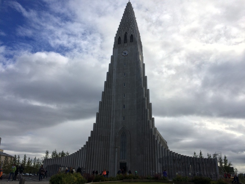 ice-hallgrimskirkja